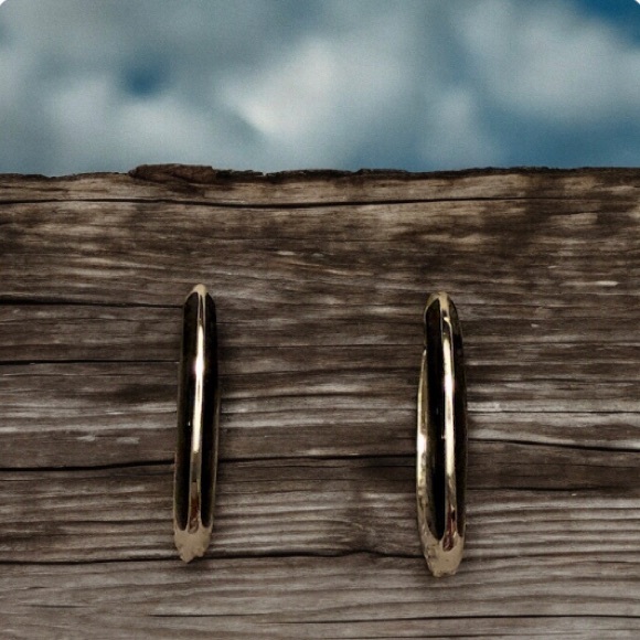 Napier 1980s Spectator Collection_Black Enamel on Silver Hoop Pierced Earrings - Picture 2 of 4